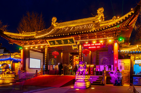 正月里张灯结彩的南京夫子庙摄影图配图
