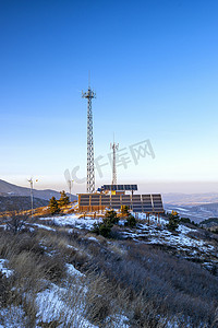 高山铁塔冬季下午铁塔冬季素材摄影图配图