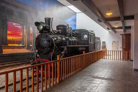 南京博物院民国馆火车站台蒸汽机车摄影图配图