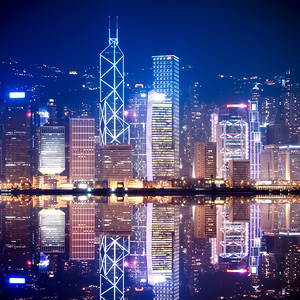 香港的夜空的夜景图片