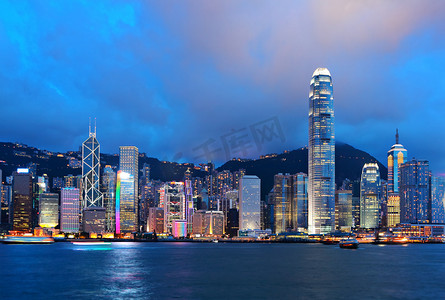 霓虹灯摄影照片_香港的夜空