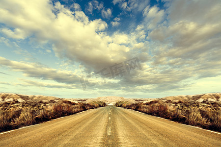 landschaft摄影照片_沙漠公路旅行