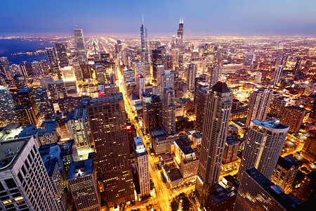 市中心的芝加哥鸟瞰图