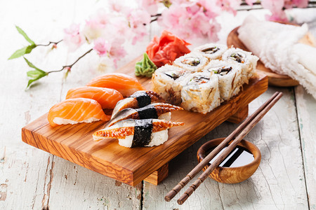 刺身寿司卷特写烹饪美食