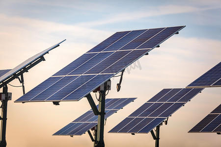 打光摄影照片_可再生能源 — — 太阳能电池板