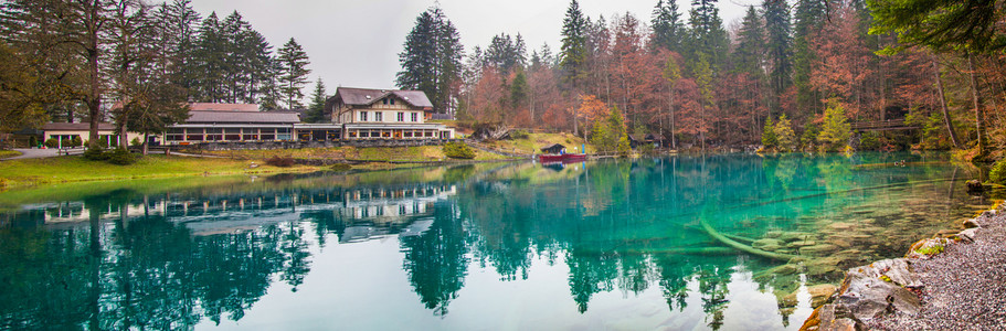 blausee，瑞士-小屋