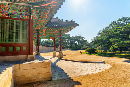 首尔建筑摄影照片_首尔常德宫惠宗堂的美景