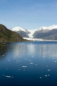 智利-Amalia Glacier 在阳光灿烂的日子