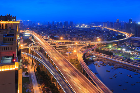 bridge摄影照片_厦门杏林大桥夜景，中国
