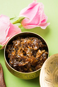 Gulkand，也被称为 Gulqand，是玫瑰花瓣在印度，通常用的嚼槟榔咖喱流行一个甜保护