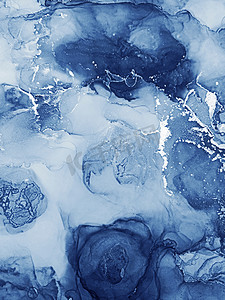 cloud摄影照片_酒精摘要。蓝色，白色颜料。酒精水墨条纹。大理石大理石。Aquamarine Stains Gouache画的。潮汐孔流体。水蓝摘要水花.
