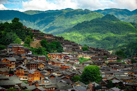 中国西南贵州省乾东南苗族自治州雷山县西江苗族村风景, 2018年7月27日.