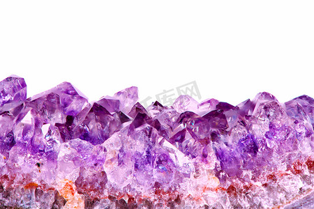 矿物岩石摄影照片_原始片段的紫水晶矿物宝石