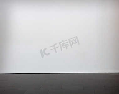 空白空白摄影照片_白色干净的空白墙照片