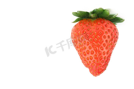 水果草莓新鲜摄影照片_一份白色背景的草莓