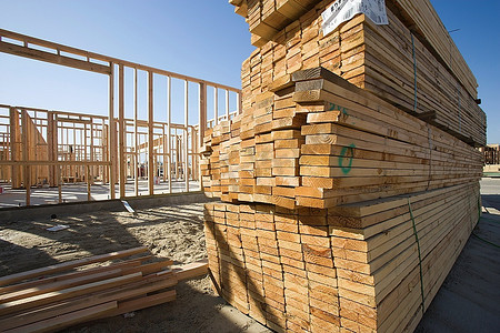 房屋建造和木板堆叠