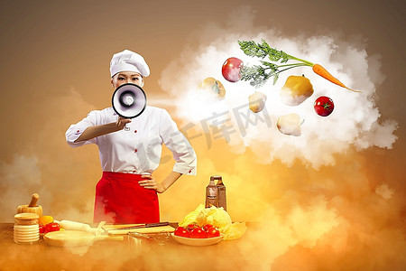 亚裔女厨师手持扩音器蔬菜在空中飞翔