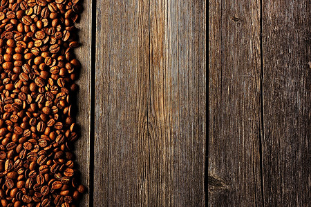 木质背景上的咖啡豆