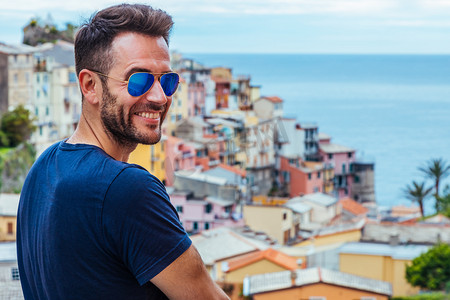 穿越欧洲的年轻人，意大利Cinque Terre