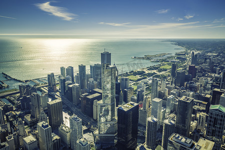 芝加哥金融区空中观日出