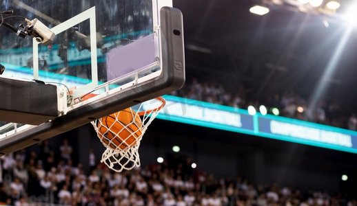篮球社招新摄影照片_篮球比赛篮球