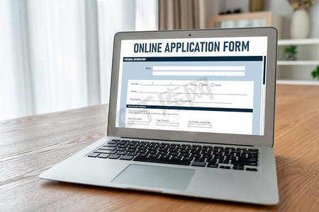 在互联网网站上的最新登记网上申请表。最新注册网上申请表