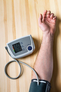近距离血压测量装置。高分辨率照片。近距离血压测量装置。高品质的照片