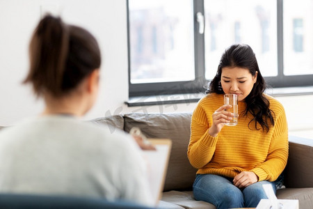  女人，水，饮料，心理治疗