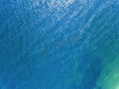 蓝色水摄影照片_ 自然，水，无人机，绿松石