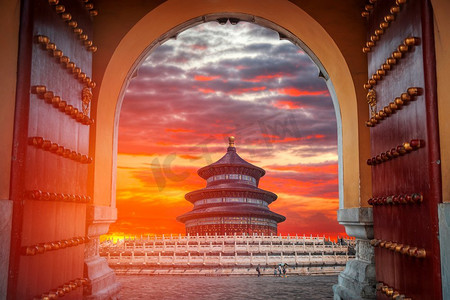 天坛建筑摄影照片_天坛是北京市中心的一座寺庙和寺院建筑群。天坛