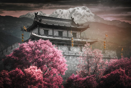 美丽西安摄影照片_西安城墙。中国建筑最大的纪念碑。红外摄影
