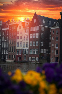 阿姆斯特丹是荷兰的首都和最大城市。阿姆斯特丹秋天。