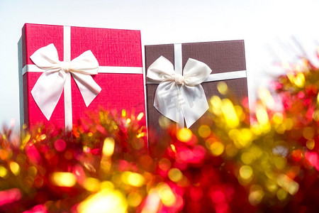 庆祝圣诞的红色礼品盒
