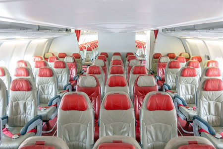国航客机摄影照片_客机经济舱内空着的座位