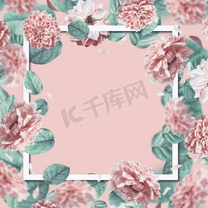 飘落的粉色花瓣摄影照片_美丽的花框与飘落或飞扬的粉色花朵和树叶在柔和的背景下。为设计留有复制空间的创意布局