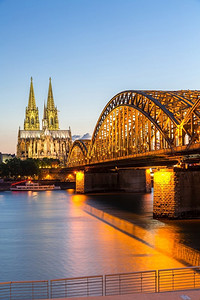 科隆大教堂和霍亨佐伦大桥，科隆，德国