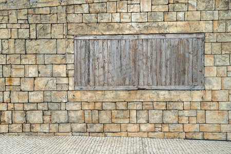 垃圾砖墙与木窗作为背景使用