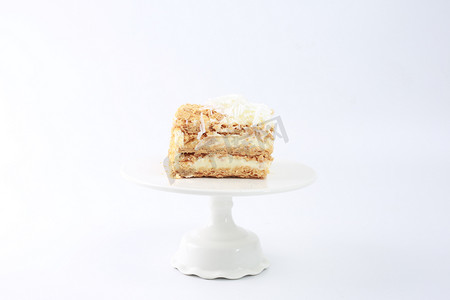 蛋糕店摄影照片_蛋糕糕点生日精致鲜果蛋糕店烘焙多层夹心拿破仑甜品
