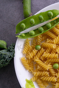 豌豆意面甘蓝绿色食品菜谱有机蔬菜蔬果面餐食