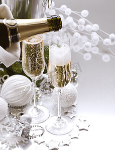 香槟新年贺卡设计