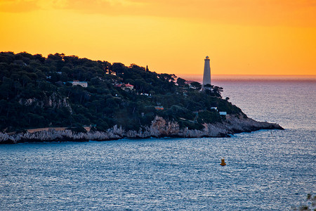 Cap Ferrat 半岛和灯塔日出景观，令人惊叹的风景