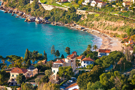 Cap Martin 靠近摩纳哥田园诗般的海湾和海滩景观