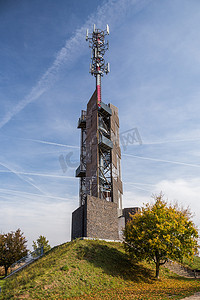 中部地区摄影照片_Romanka Lookout Tower 位于中部地区 Nymburk 区的 Hruby Jesenik 村附近。