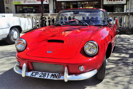 1959 年至 1962 年生产的 DB Panhard Le Mans 红色