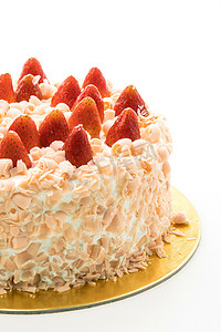 上面有草莓的香草蛋糕甜点