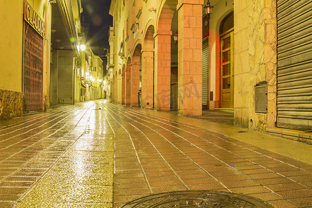 古代街道摄影照片_夜晚的城市街道