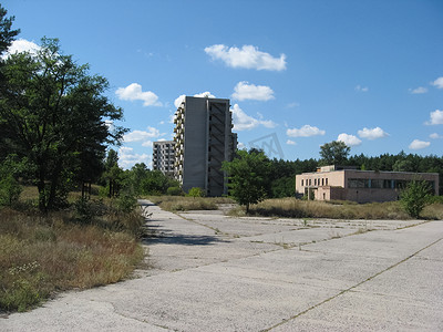 Chyhyryn 核电站附近 Orbita 村的废弃住宅楼。