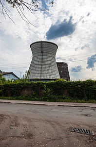 乌克兰基辅热电联产厂的冷却塔