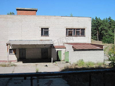 Chyhyryn 核电站附近 Orbita 村的废弃住宅楼。