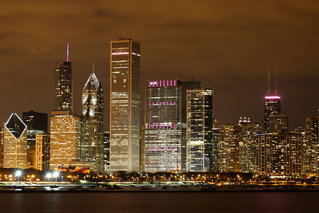 晚上的芝加哥